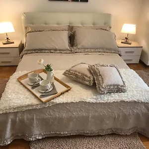 https://casa-martini-abano.hotelinveneto.com